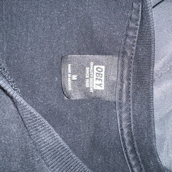 Teens Obey Shirt Medium - Picture 3 of 3